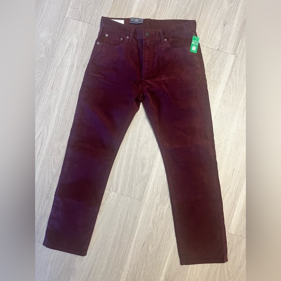 GAP Straight leg Burgundy/Merlot cords - Picture 2 of 7